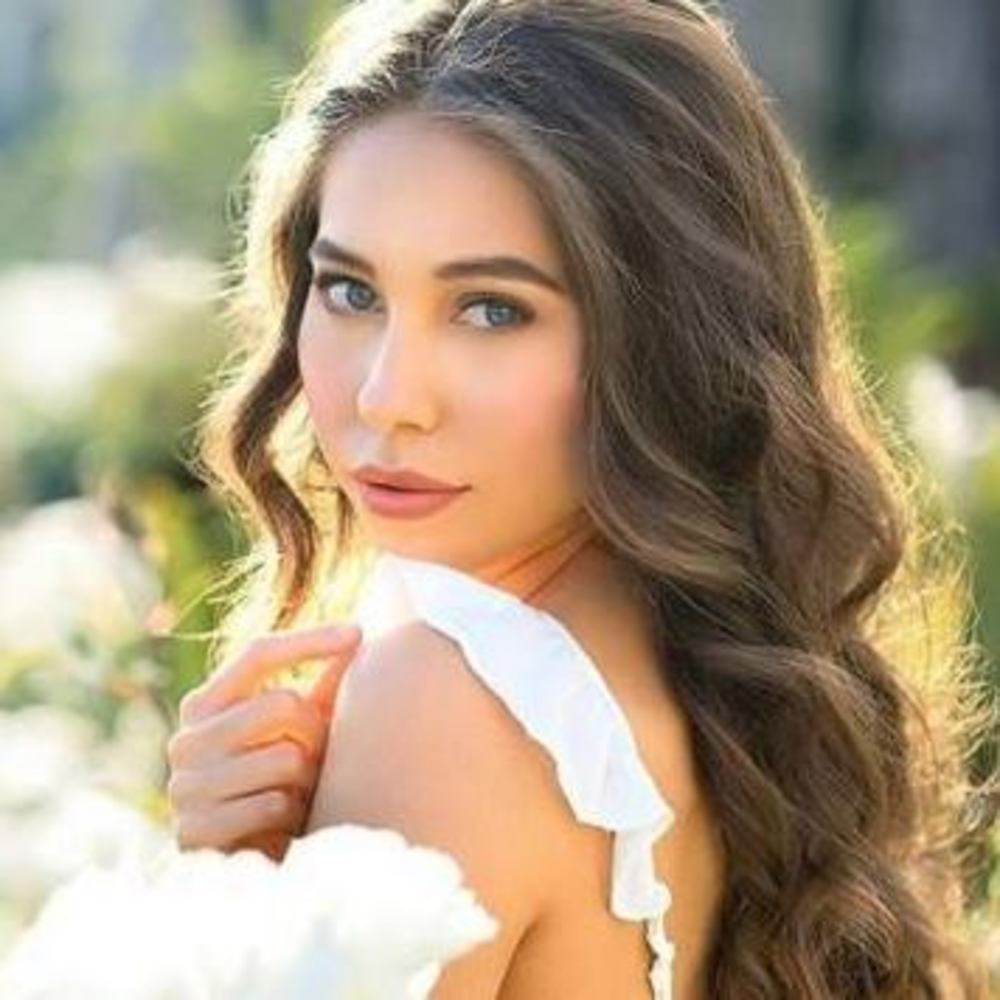 Meet your Posher, Eedith